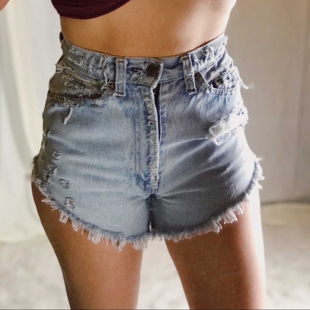 Vintage Levi’s Heavily Distressed 512 Cutoffs B71